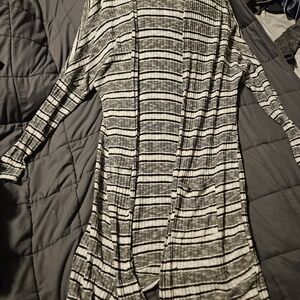 Elegant Striped Women's Cape